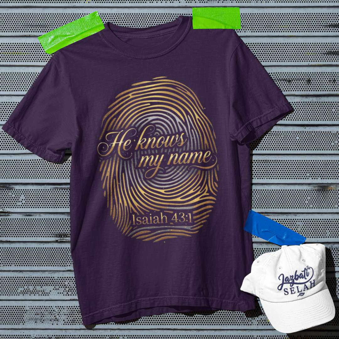 He Knows My Name - Unisex Oversized Classic T-Shirt