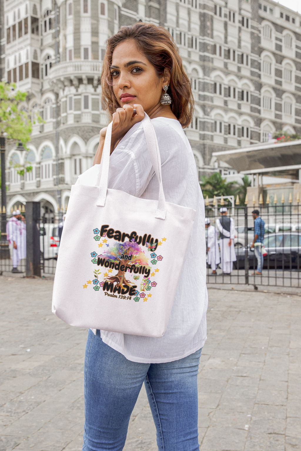 Fearfully & Wonderfully Made - Essential Signature Tote Bag (with Zipper)